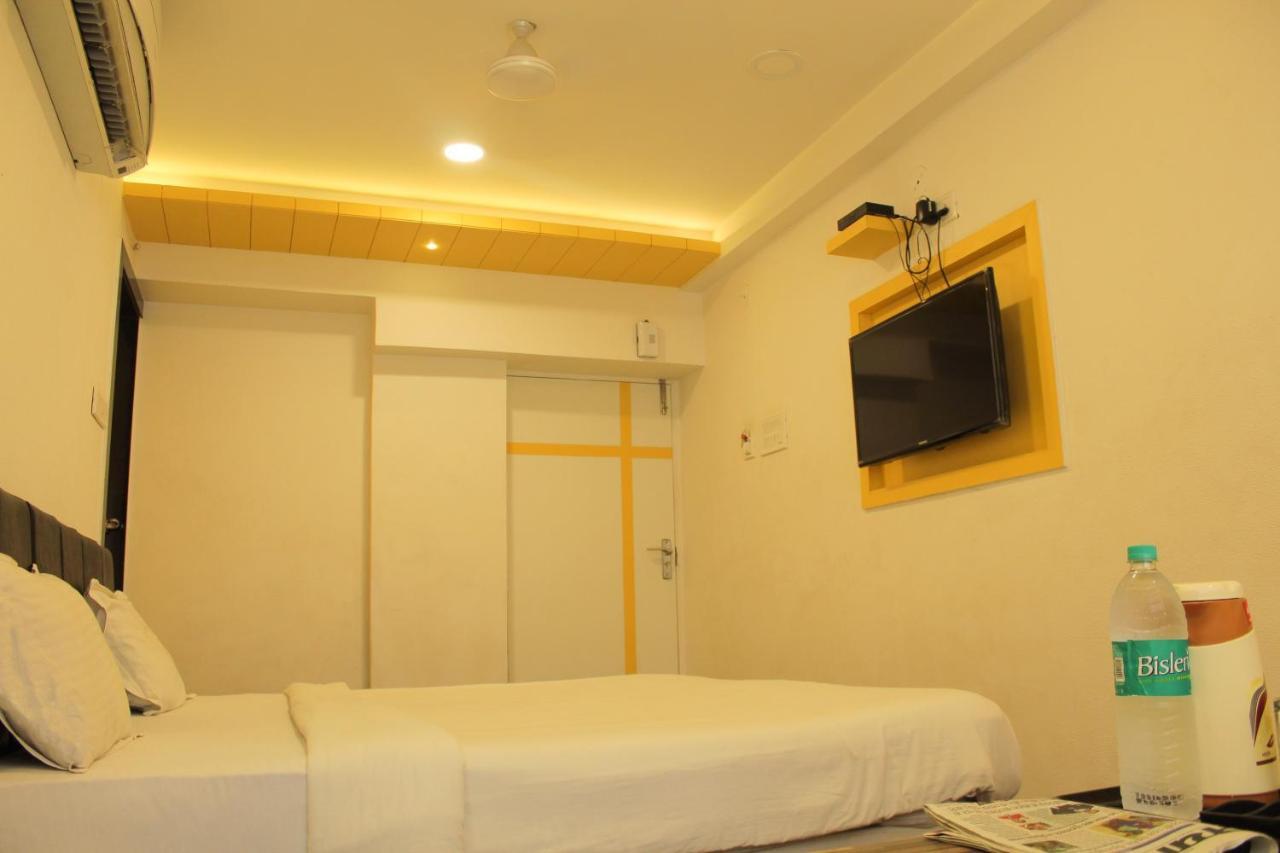 Hotel Maa Sharda Ιντόρ Εξωτερικό φωτογραφία