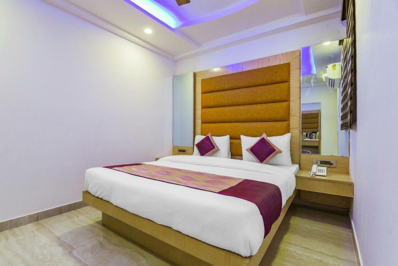Hotel Maa Sharda Ιντόρ Εξωτερικό φωτογραφία